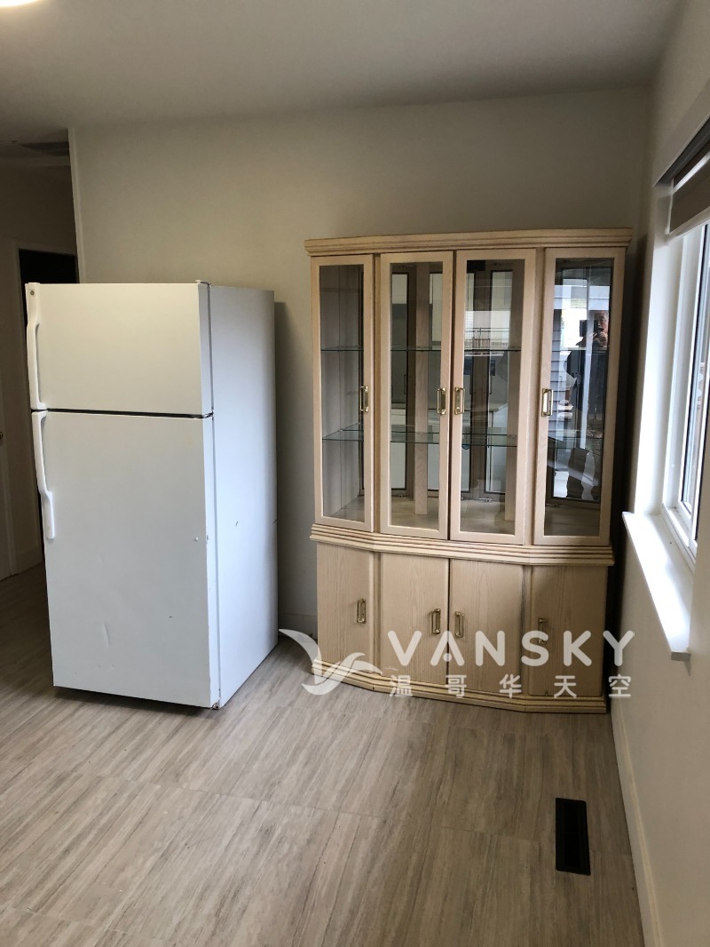 250116163417_dinining room1.JPG